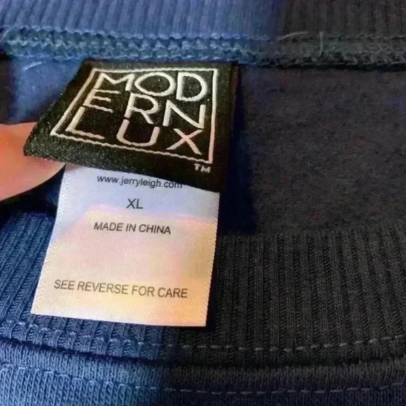 “You can change the world” Earth Long Sleeve Graphic Tee - Picture 3 of 3